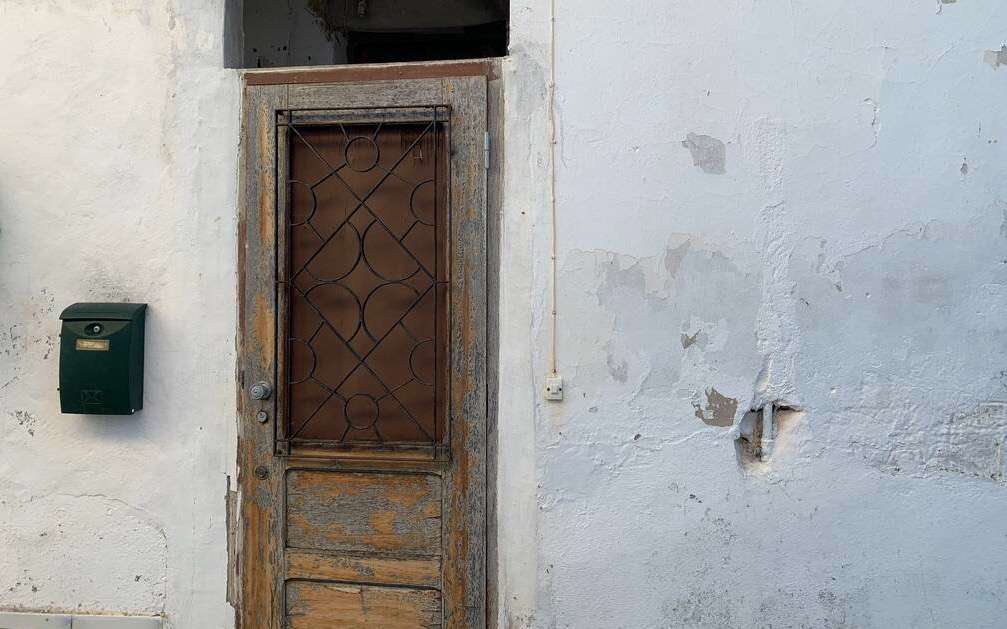 Small town house to rebuilt