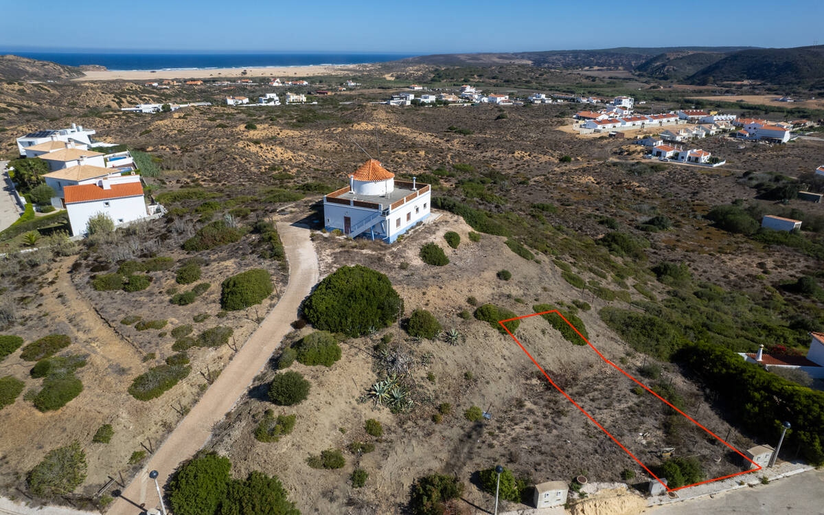 Land for sale in Aljezur, Portugal — €220,000