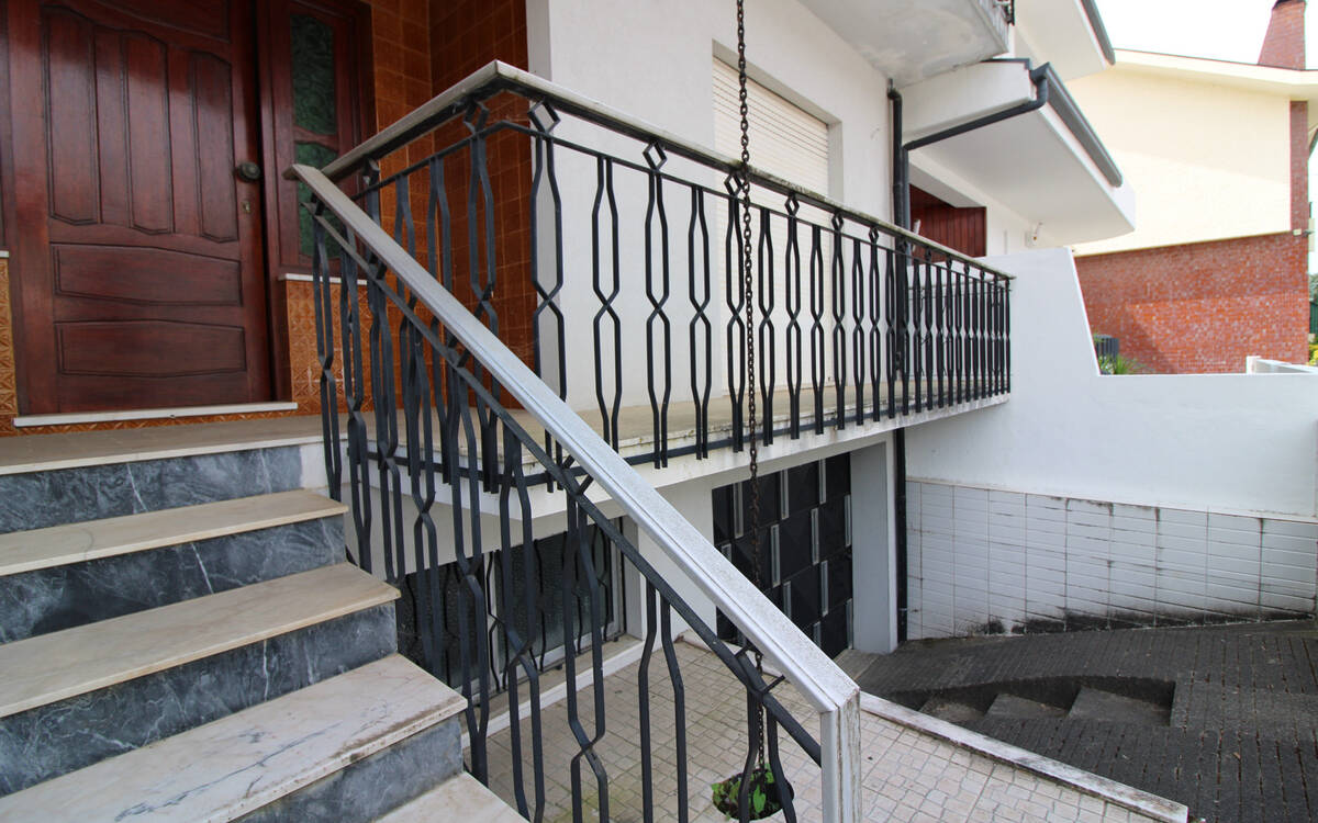 5-Bedroom Villa in Baguim do Monte