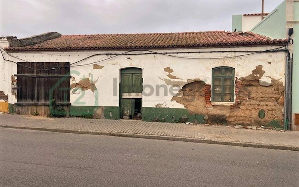 House in need of renovation!