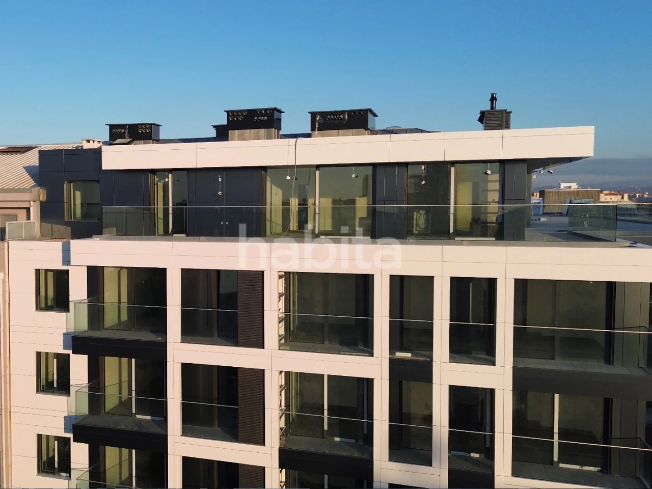 APARTAMENTO ÚLTIMO PISO 4 SUÍTES E TERRAÇO PANORÂMICO - PORTO - GAIA