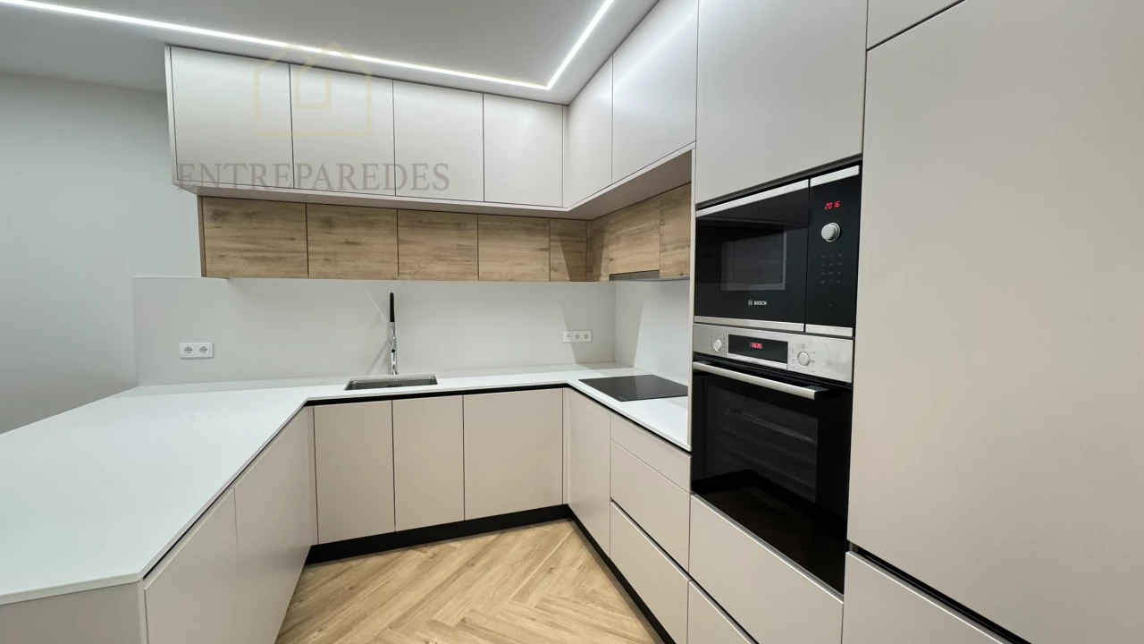 APARTAMENTO T3 REMODELADO PARA COMPRAR NO BONFIM, PORTO