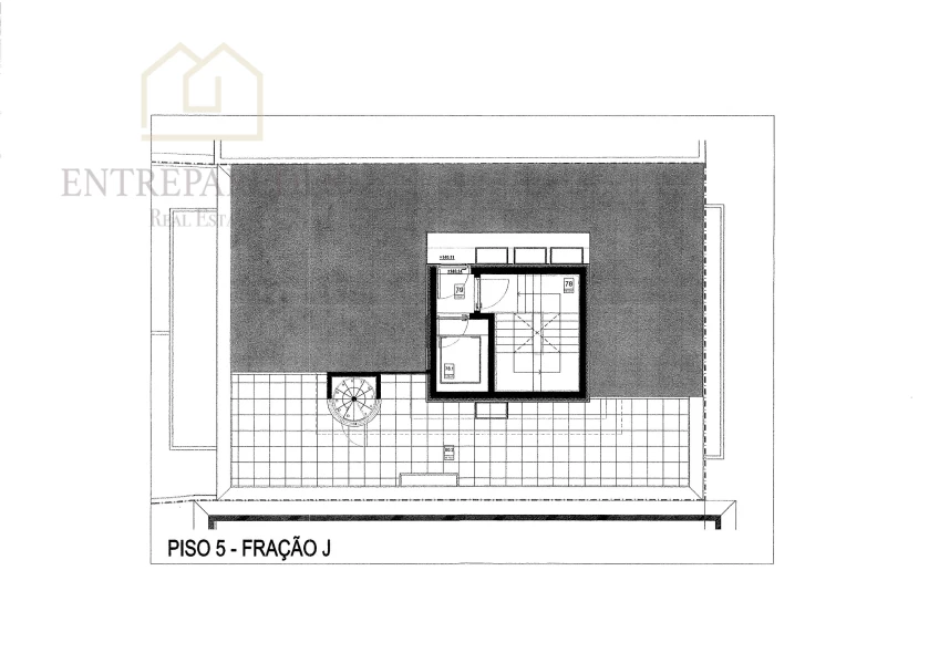 APARTAMENTO DÚPLEX DE 1 DORMITORIO CON GARAJE Y TERRAZA EN BONFIM, PARA COMPRAR EN OPORTO