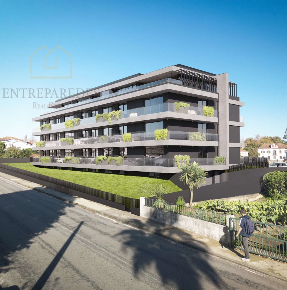 APARTAMENTO T3 COM DOIS LUGARES DE GARAGEM, PARA COMPRAR EM LOUSADA - PORTO