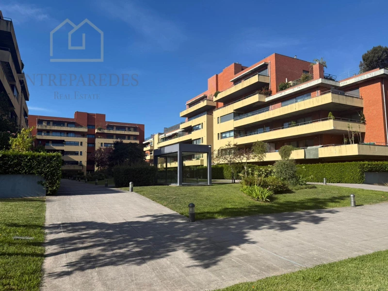 PENTHOUSE / 6 BEDROOM PENTHOUSE DUPLEX WITH POOL FOR SALE - PARANHOS, PORTO