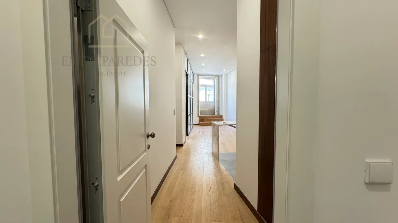 NEW 1 BEDROOM FLAT, FOR SALE NEXT TO AVENIDA DOS ALIADOS - PORTO. AND