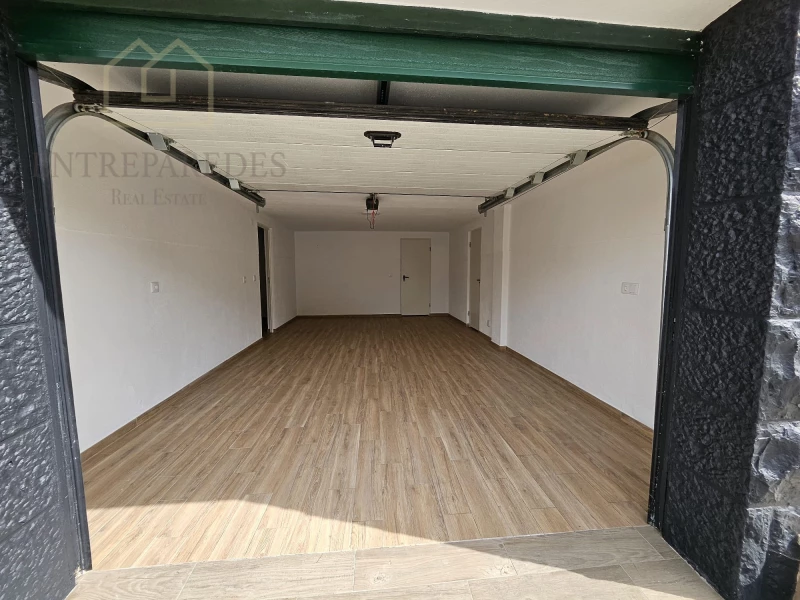 SPLENDID 5-BEDROOM VILLA WITH POOL ON A 1000M2 PLOT IN ALBARRAQUE, SINTRA!