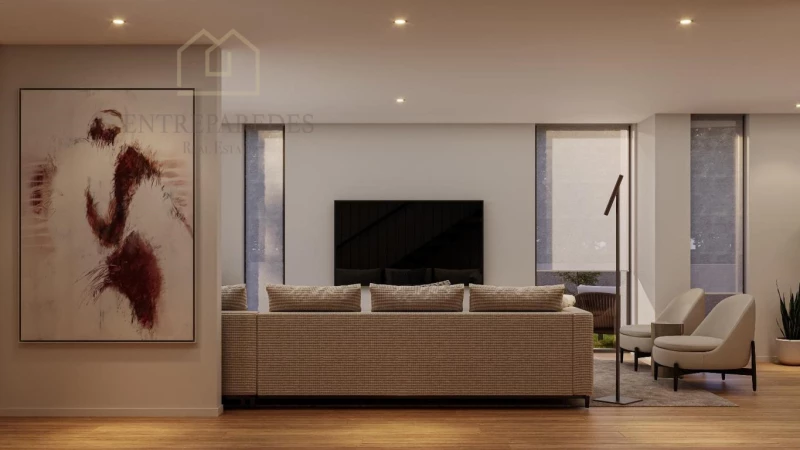 HOUSE WITH 2 FRONTS, GARDEN, LIFT - FOR SALE IN SÃO FÉLIX DA MARINHA, CLOSE TO THE BEACH