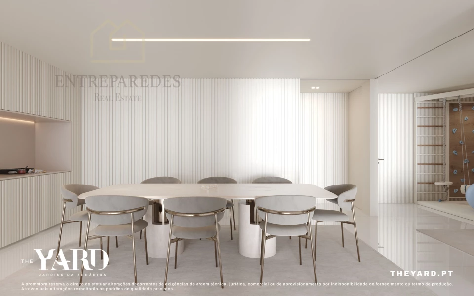 LUXURY 4 BEDROOM FLAT FOR SALE, WITH BALCONY, IN THE RENOWNED DEVELOPMENT 'THE YARD' IN JARDINS D'ARRÁBIDA IN VILA NOVA DE GAIA - PORTO