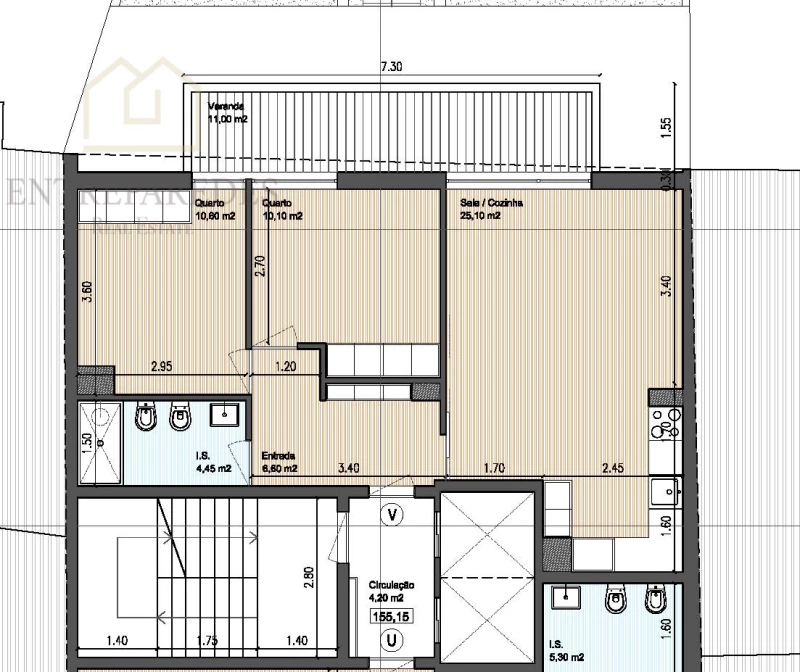 2 BEDROOM FLAT WITH BALCONY TO BUY IN THE CENTRE OF PORTO