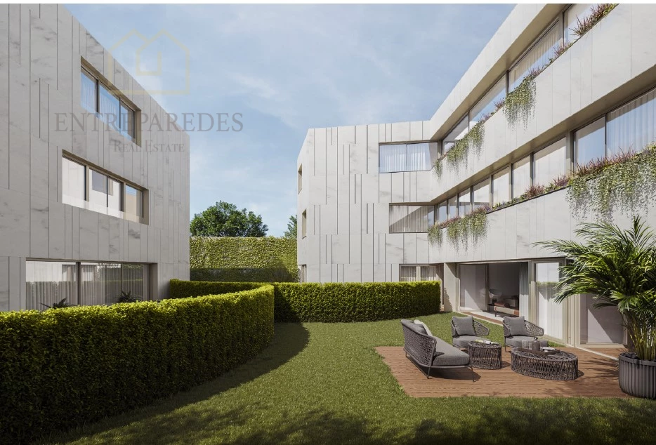 MORADIA T4 NA FOZ DO DOURO DUPLEX- CONDOMÍNIO FECHADO COM JARDIM PARA COMPRAR NO PORTO