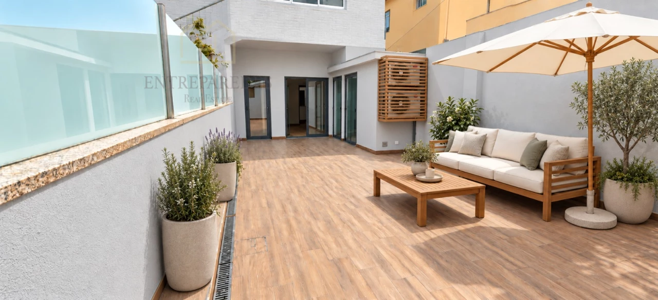 ANDAR MORADIA T3, NOVA, TOTALMENTE REABILITADA PARA COMPRAR NO CENTRO DE ESPINHO - AVEIRO