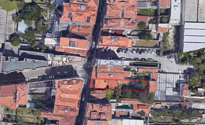 EXCLUSIVO - TERRENO CON PROYECTO RESIDENCIAL PREMIUM APROBADO PARA COMPRAR EN EL CENTRO HISTÓRICO DE OPORTO