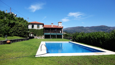 Historisches Steinhaus mit Pool in Gondar - Amarante