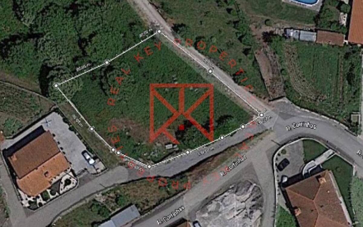 Terreno en Monte Córdova-Santo Tirso