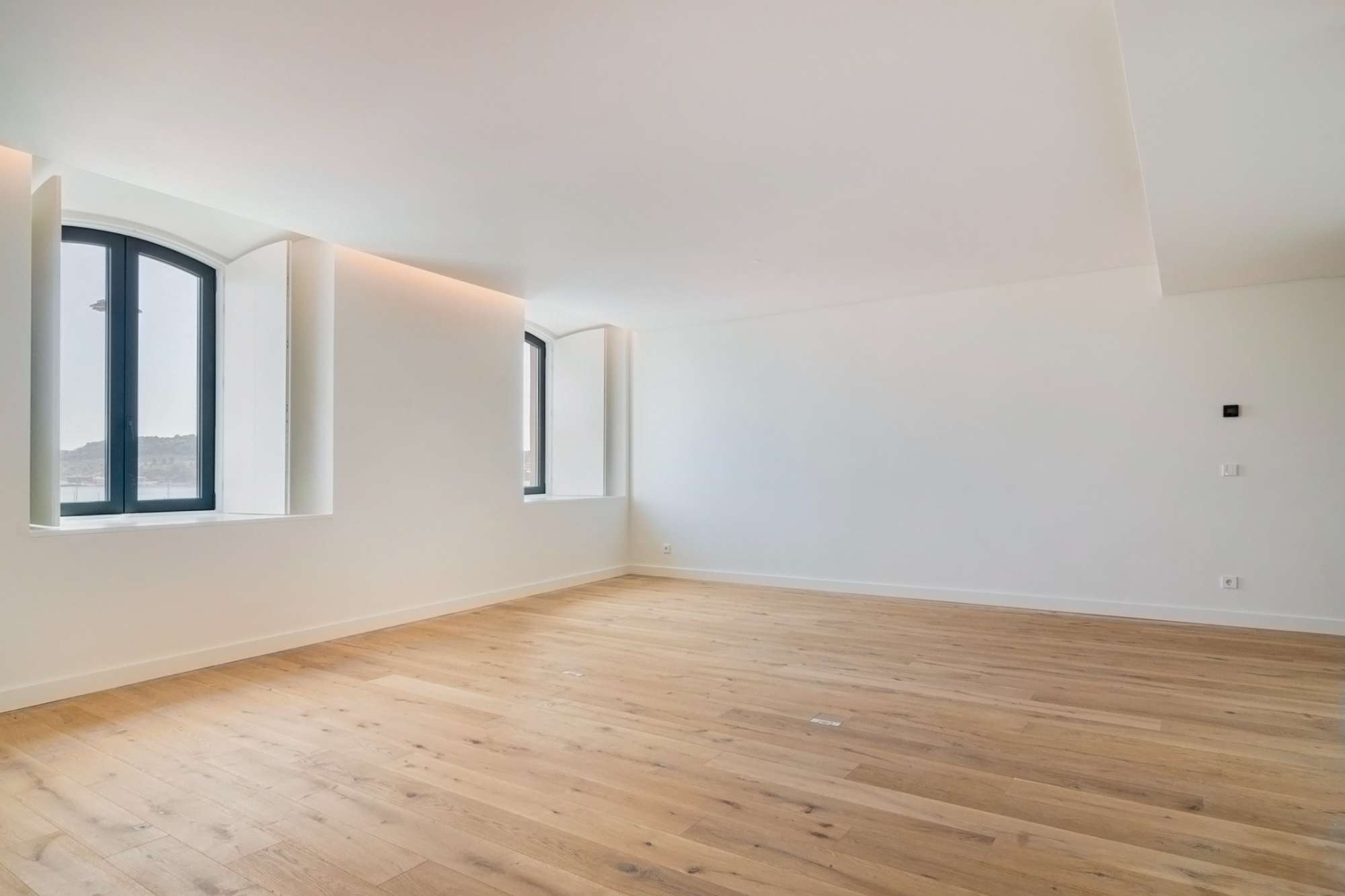 PG03495 4 bedroom Apartment for sale in BelémLisbon