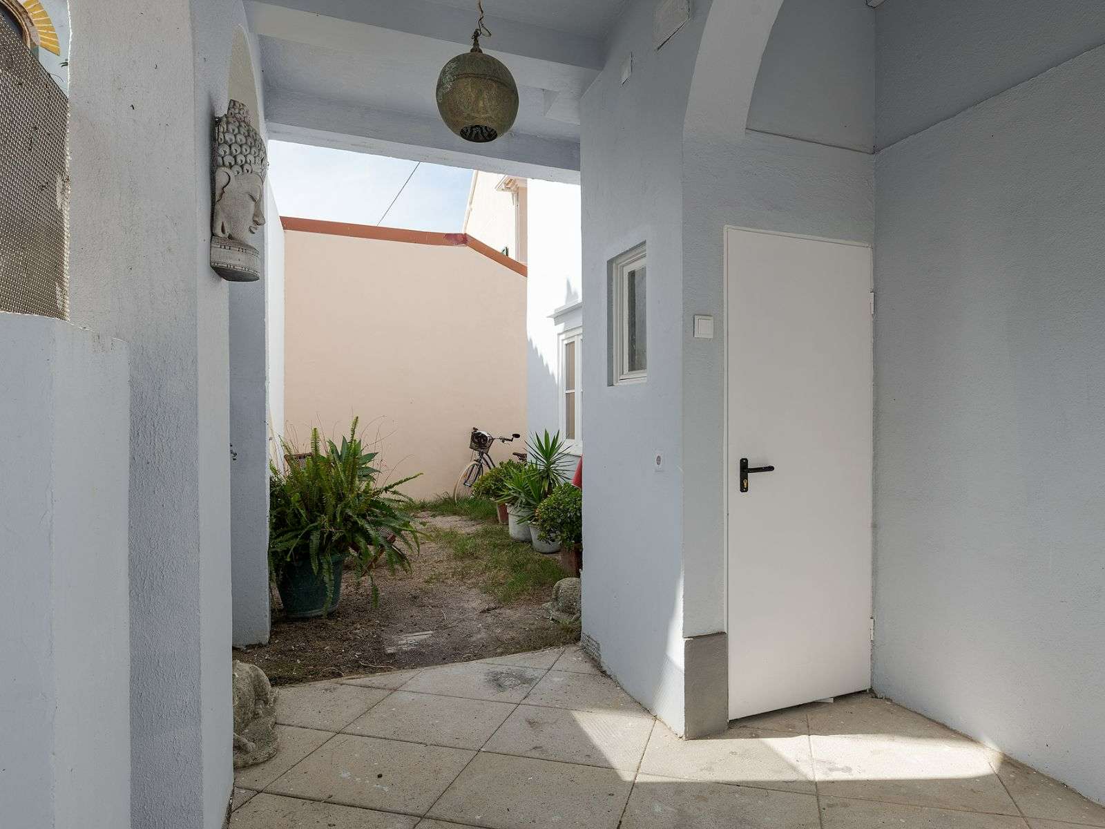 4 bedroom Villa with 317 sqm total area, for sale, in Costa da Caparica.