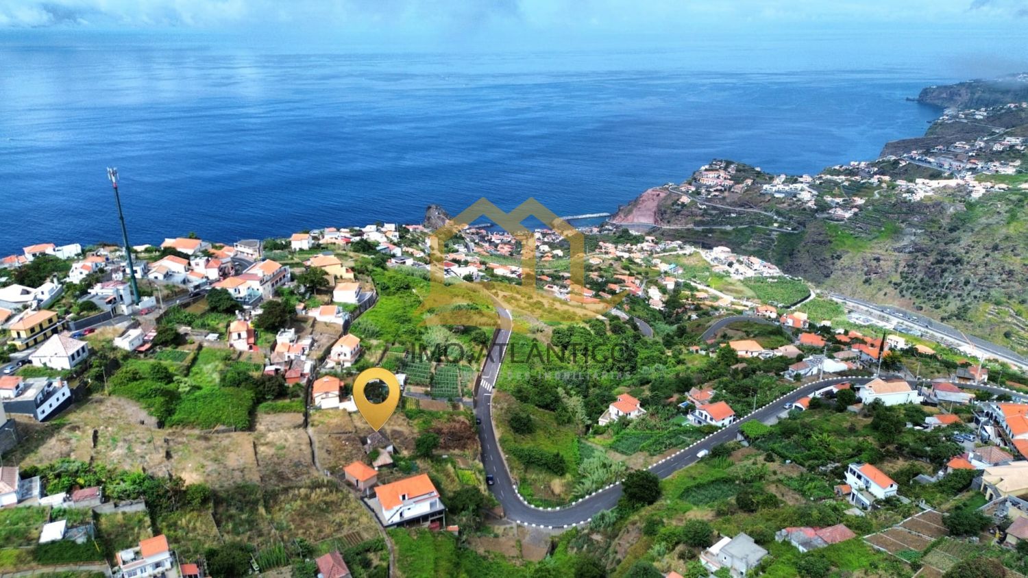 2-Bedroom Stone House with Sea Views in Ribeira Brava