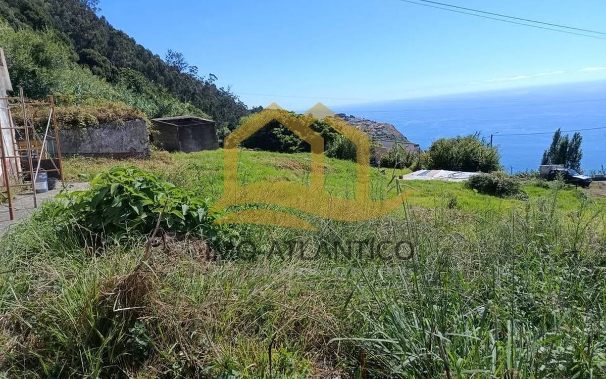 TERRENO PLANO 939M2 - ARCO DA CALHETA