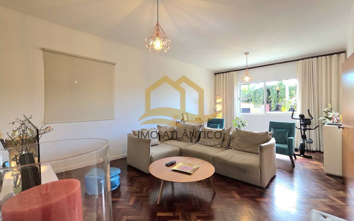 House with swimming pool in São Martinho, Funchal