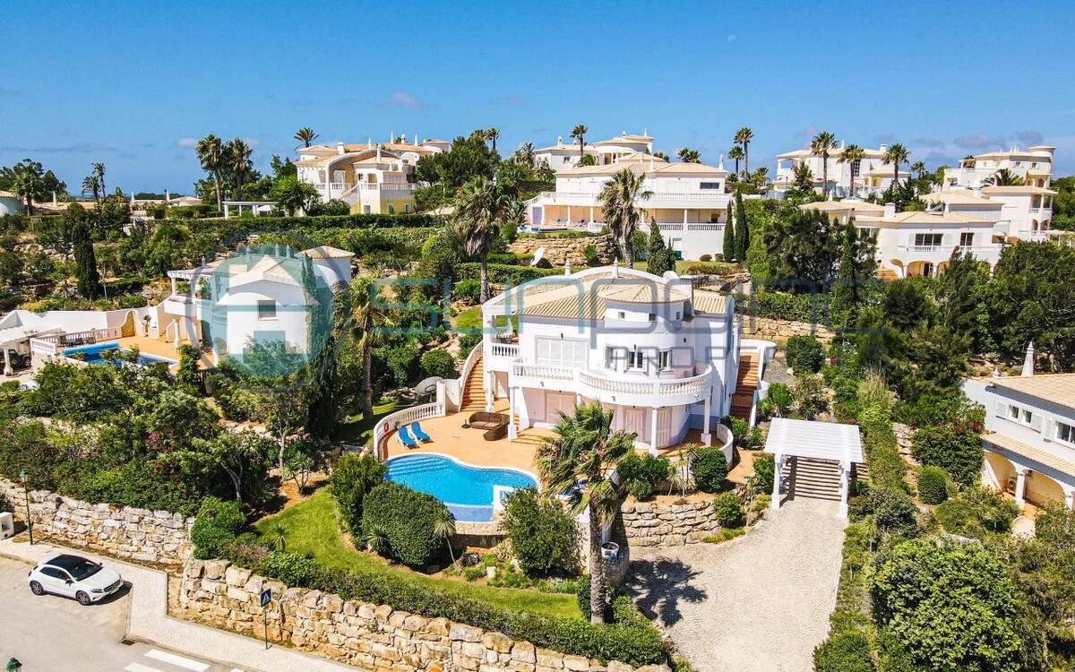 4 Bed Villa With Infinity Pool And Panoramic Country Views - Golfe Santo António, Budens