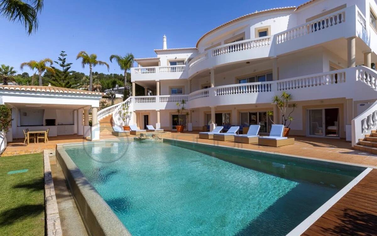 Luxurious Villa with Spectacular Sea Views in the Sudoeste Natural Park
