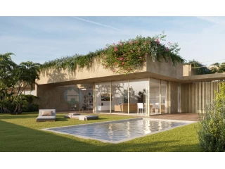 2-Bedroom House with Pool in Lagos — Sea Views