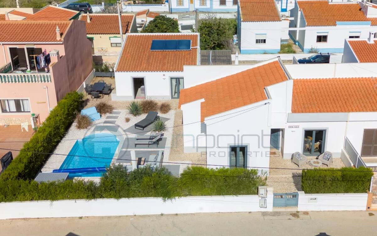 Completely renovated 3 bedroom villa + Annex and Pool in Sagres