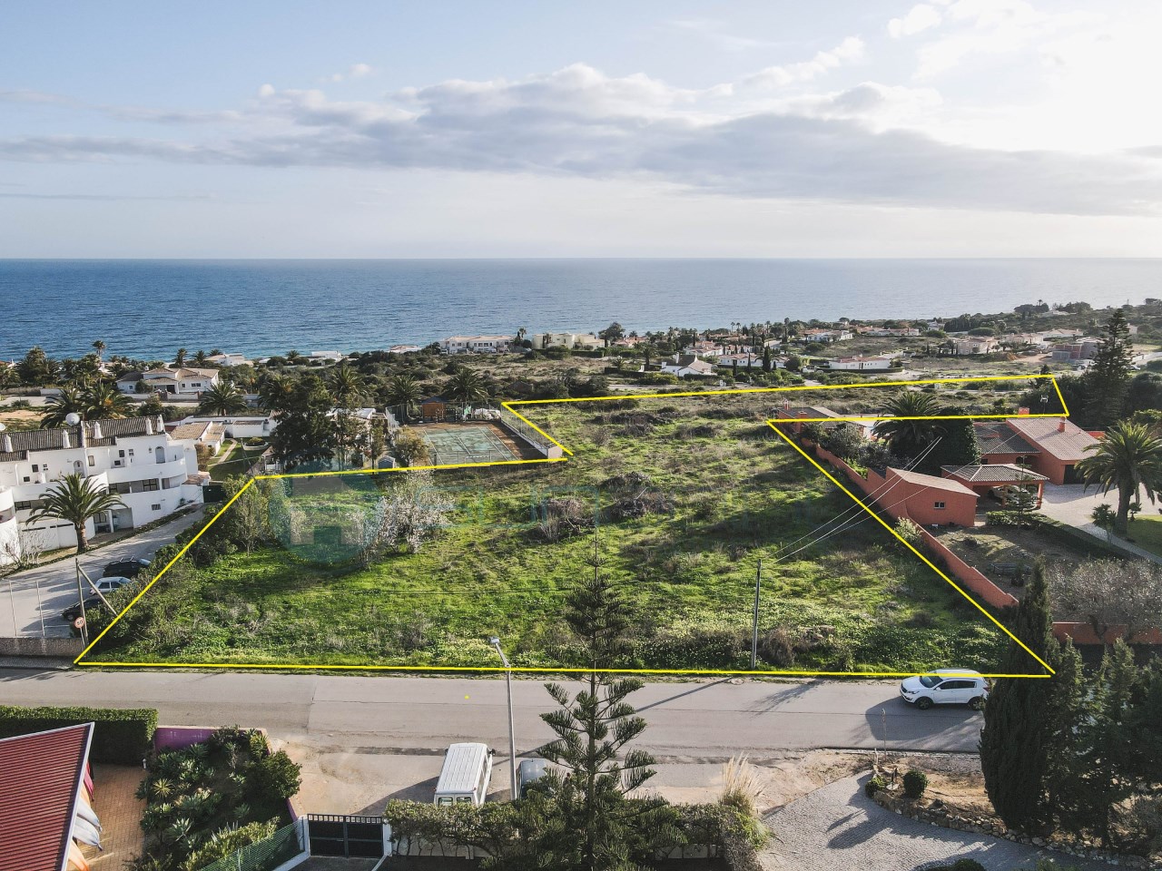 Terreno Urbano con Vistas al Mar en Lagos — Gran Escala