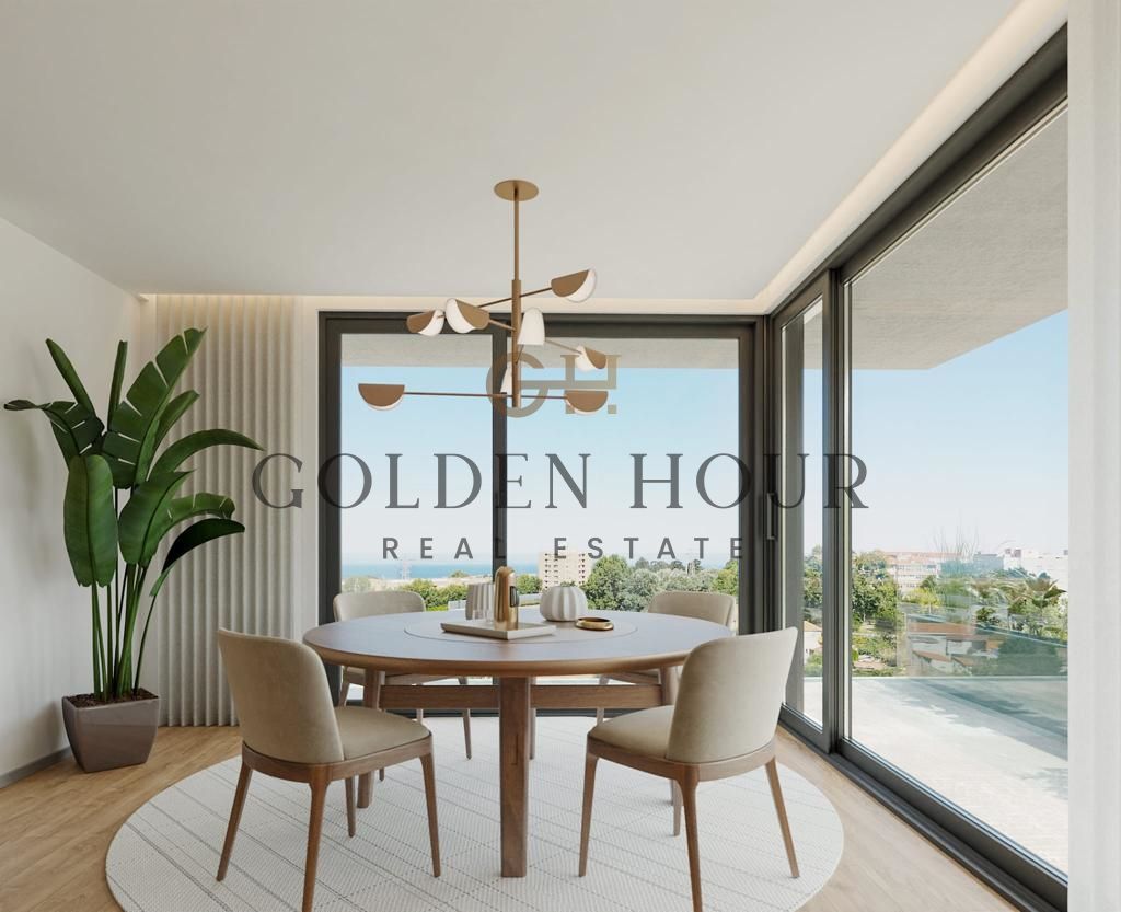 T3 à venda em Santa Marinha com varanda