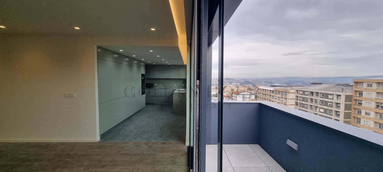 Apartamento T3 Venda em Mafamude e Vilar do Paraíso,Vila Nova de Gaia