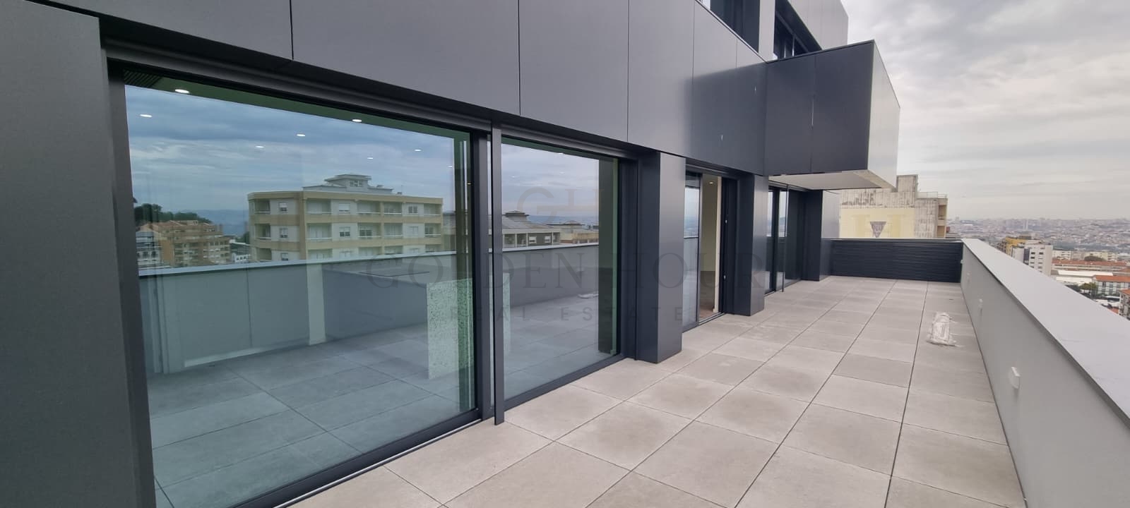 Apartamento T3+1 Venda em Mafamude e Vilar do Paraíso,Vila Nova de Gaia