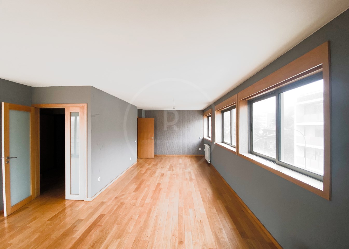 Apartamento Dúplex T4+1 en Matosinhos con Vistas al Mar