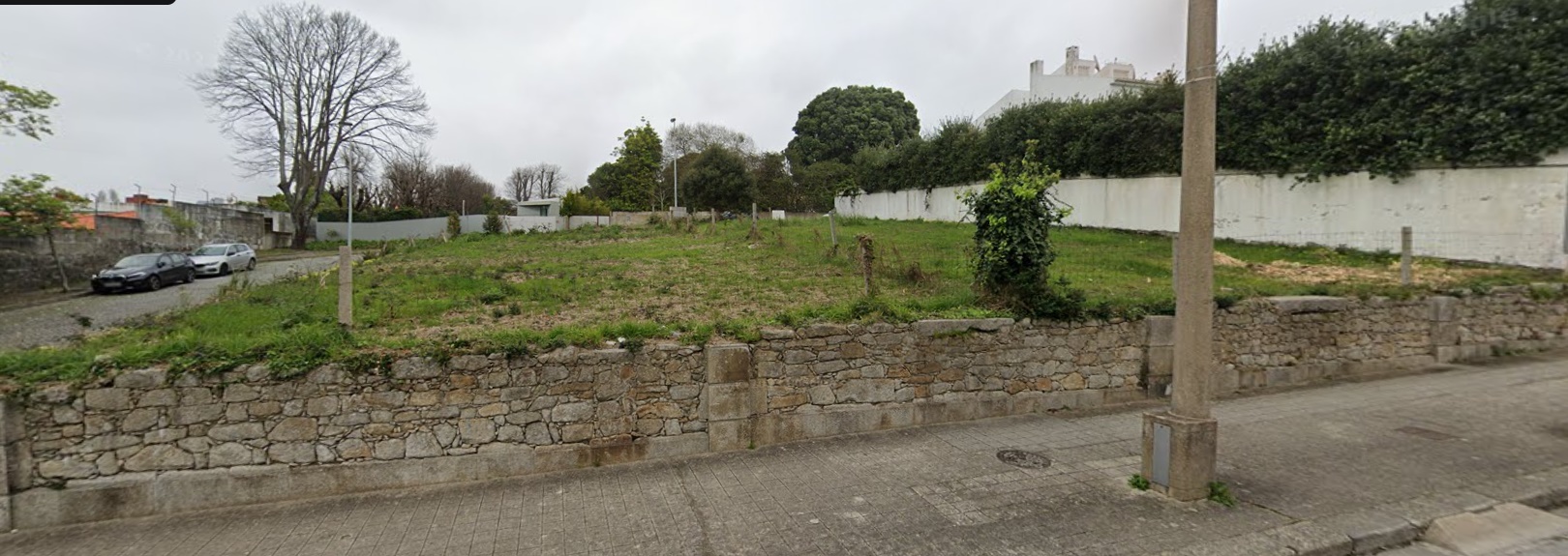 Lot for sale in Porto