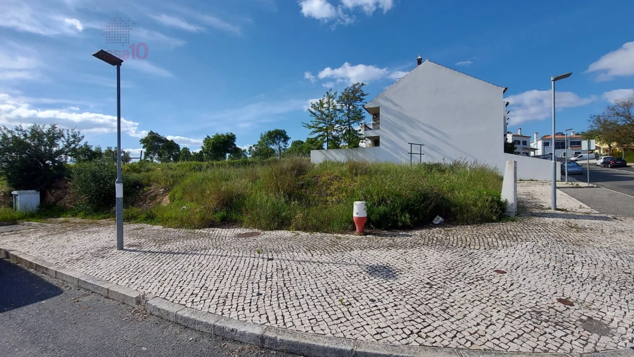 URBAN LAND FOR SALE IN ALMODÔVAR!