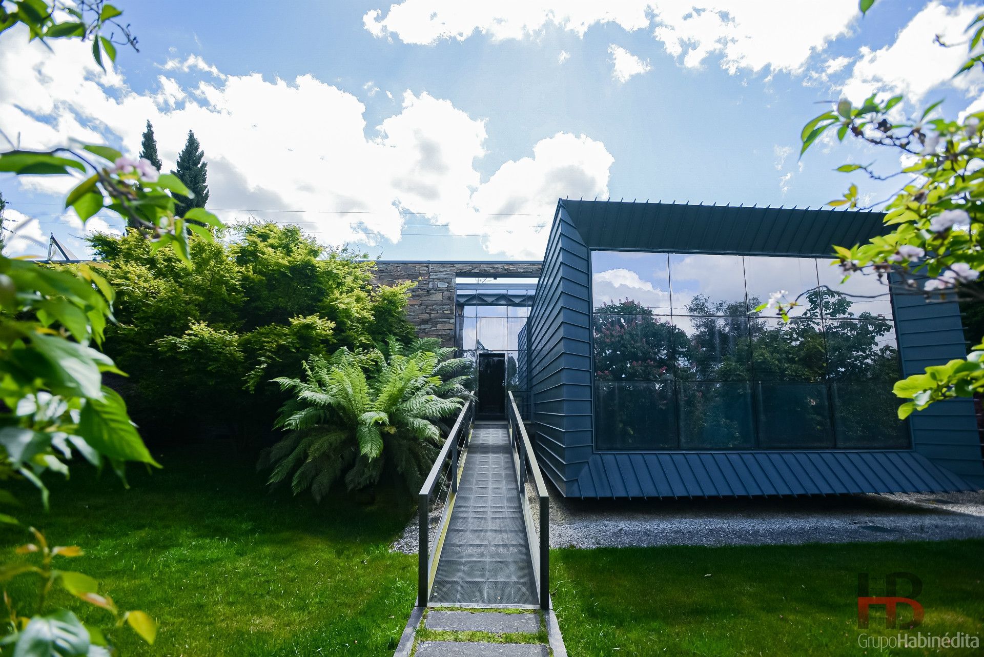 Chalet de Lujo de 3 Dormitorios con Piscina en Oporto