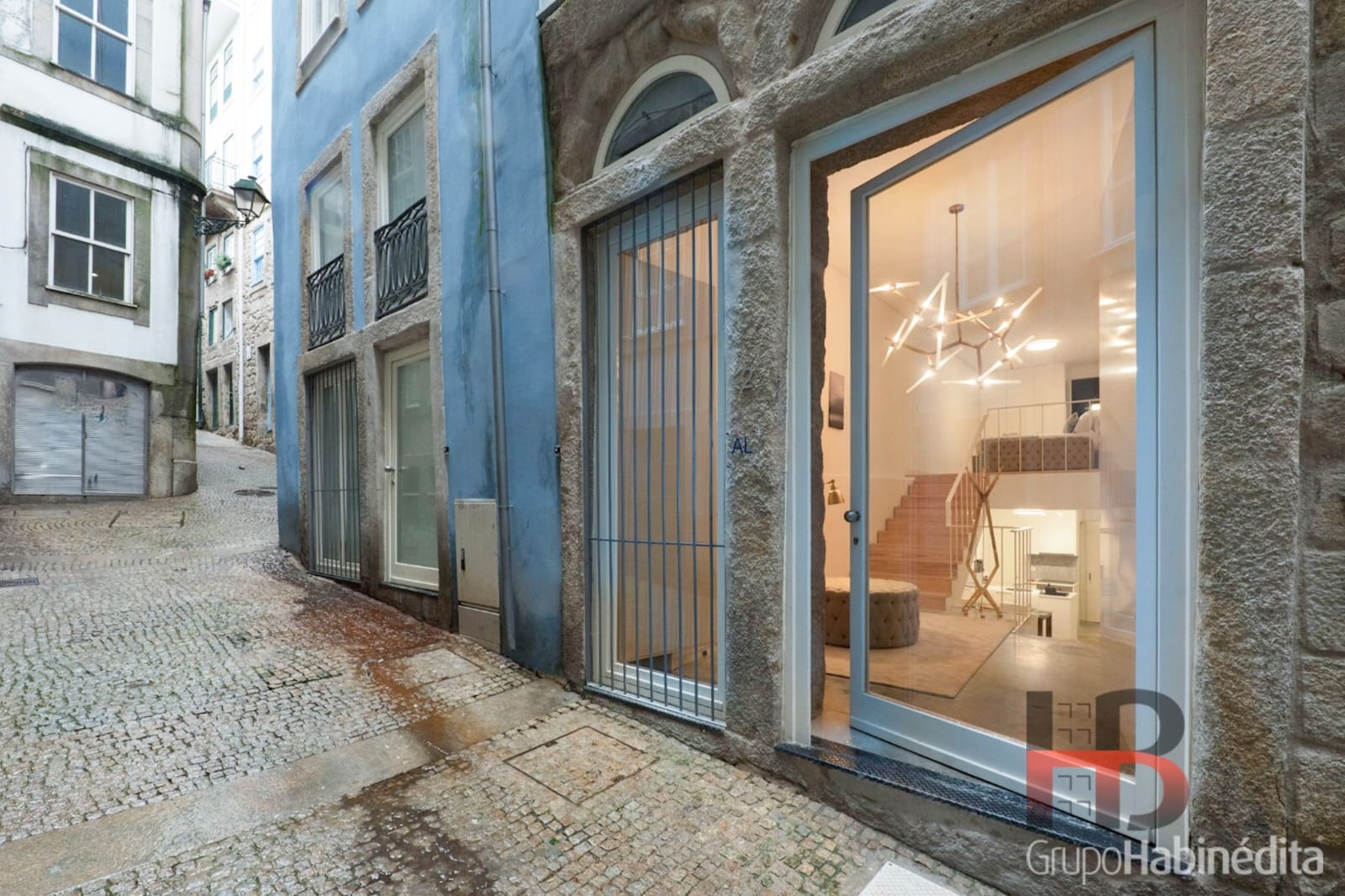 1-Zimmer-Duplex-Wohnung im historischen Zentrum von Porto