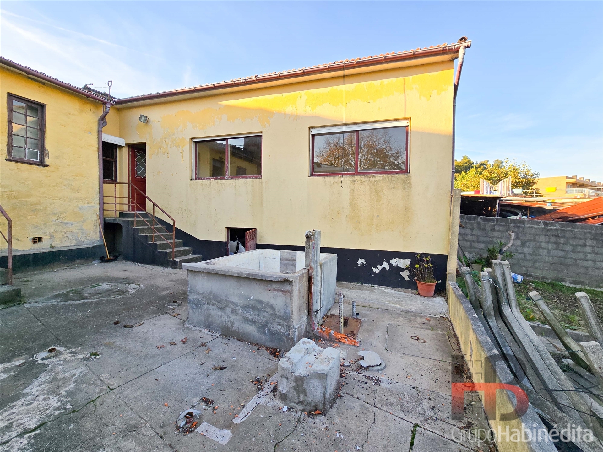 3-Bedroom House with Plot in Vila Nova de Gaia, Porto