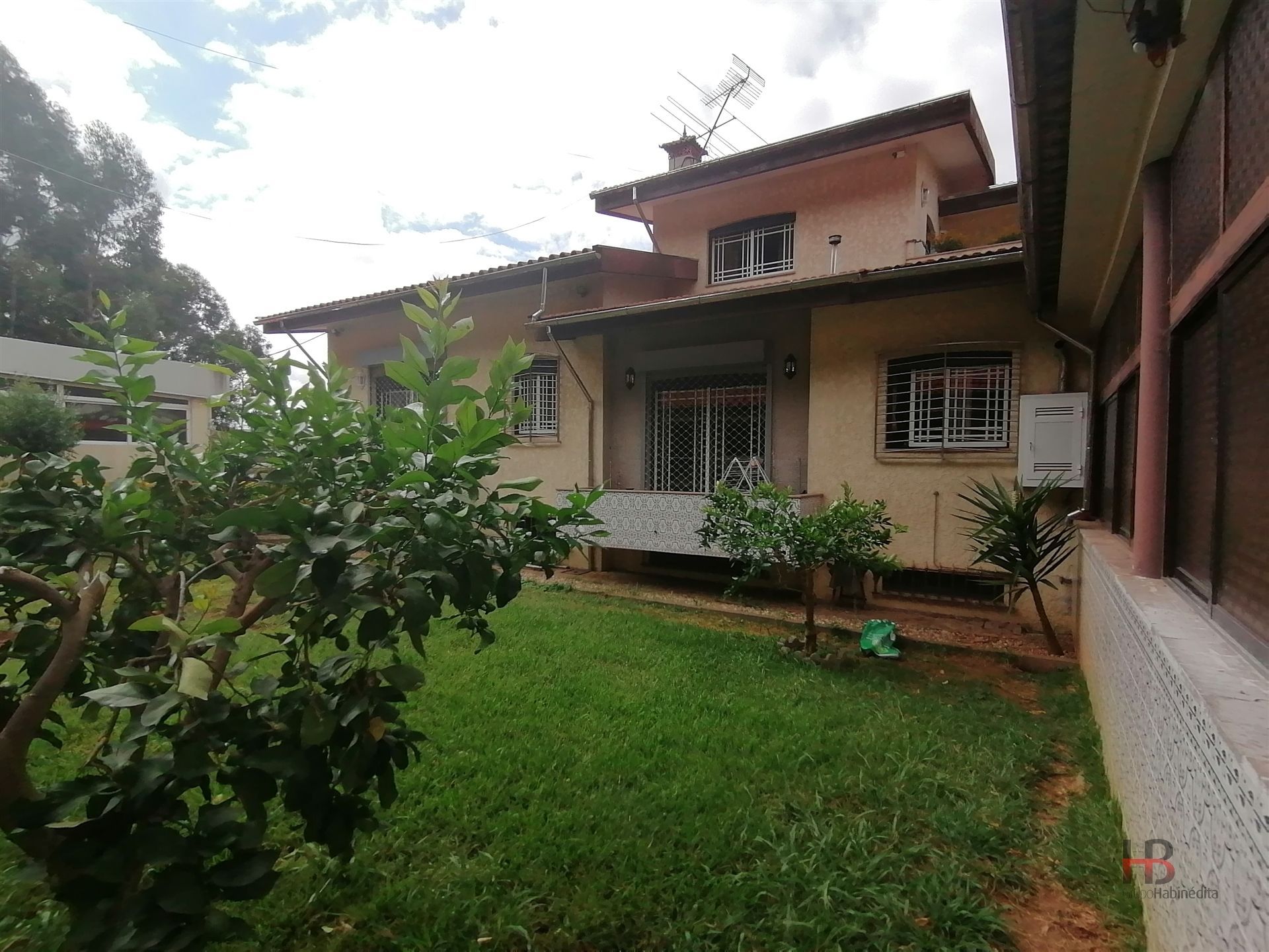 Stunning 7-Bedroom Villa in Santa Maria da Feira