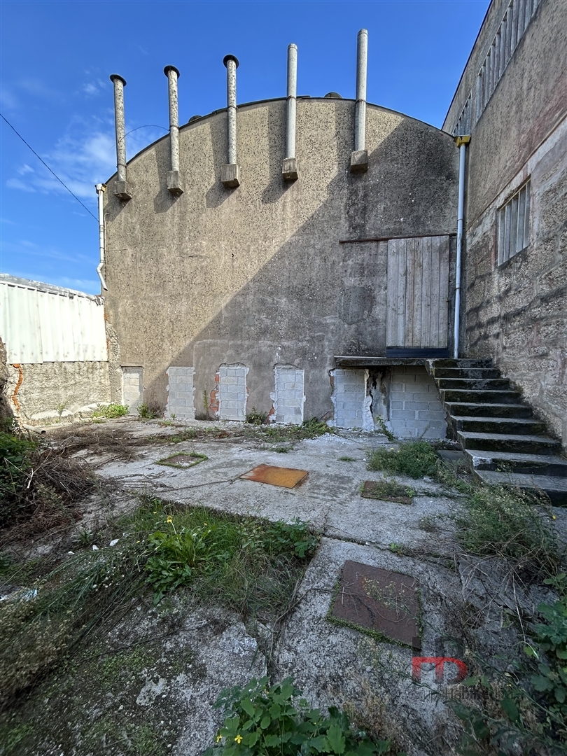 Edificio 4 habitaciones
