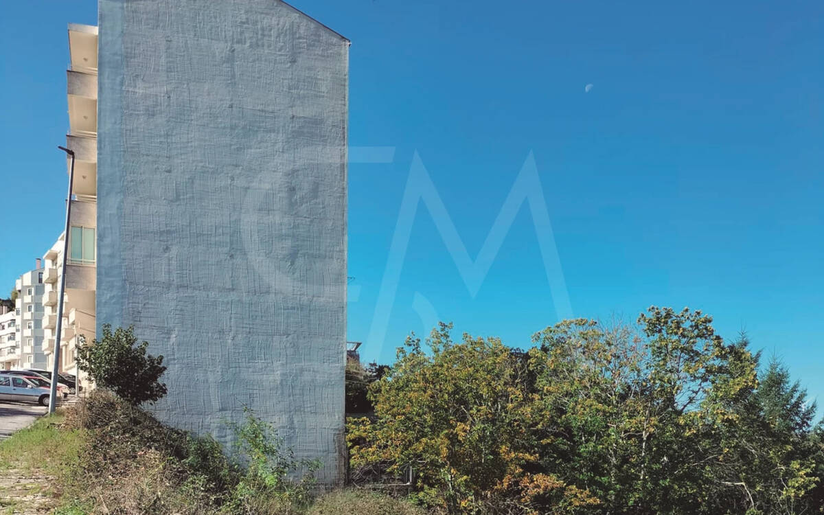 Cuatro solares para la construcción de 40 viviendas - Guarda